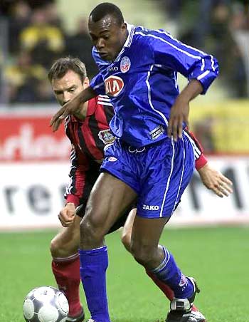 帮助伯恩茅 帮助伯恩茅