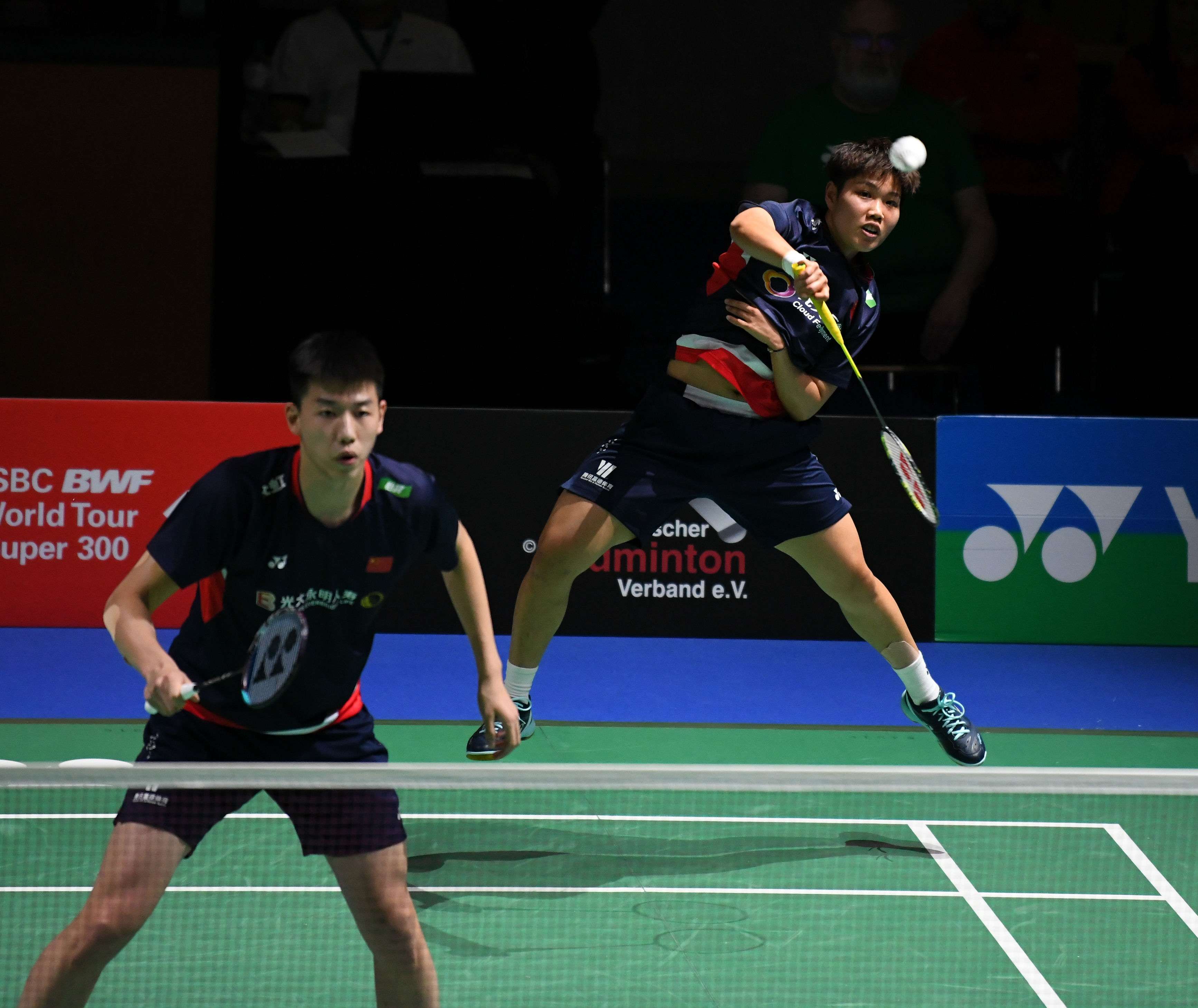 而出的俱乐 而出的俱乐