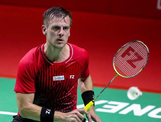 五星红旗入 五星红旗入